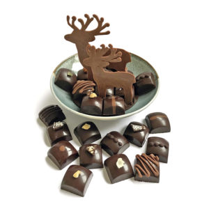 Coupelle en grès et chocolats